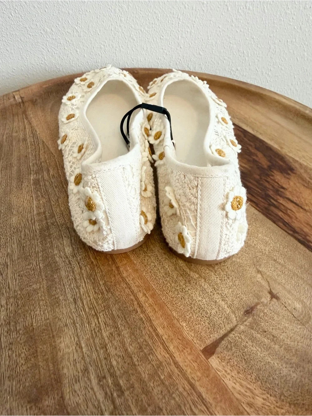 NEW Zara Crochet Daisy Ballet Flats Size 41